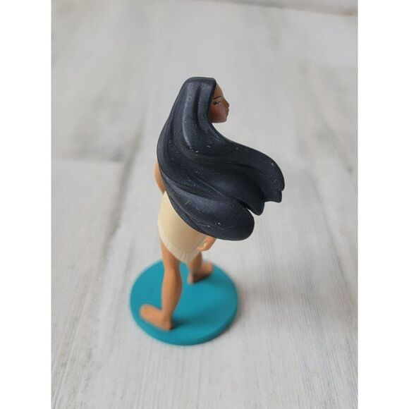 Pocahontas princess Disney Pixar toy figure - Picture 3 of 5